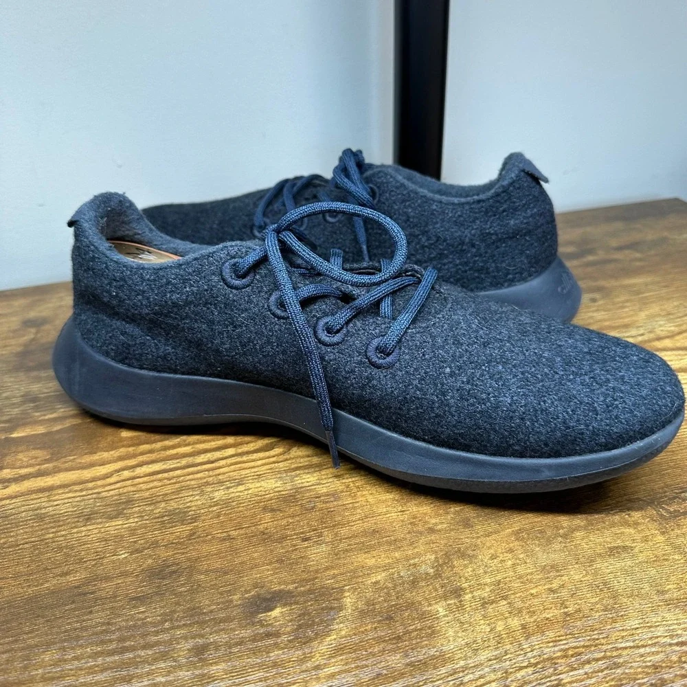 Allbirds Wool Runners Mens 11 Navy Blue Merino Wool Sneakers WR3MSVN110